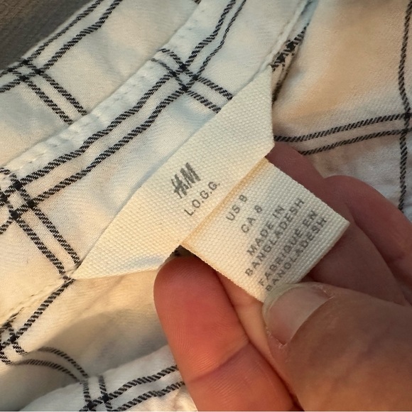 H&M L.O.G.G. Cream & Black Windowpane Plaid Button-Down Shirt – Size 8 - Picture 6 of 7